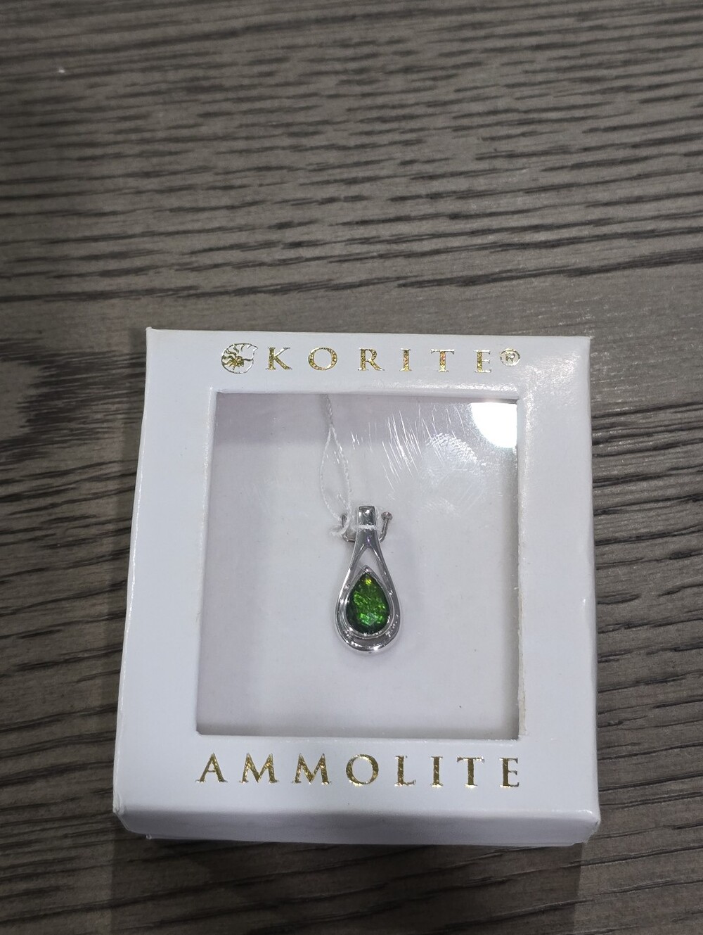 Korite Ammolite Teardrop Pendant in Vivid Green. NIB - Picture 4 of 4